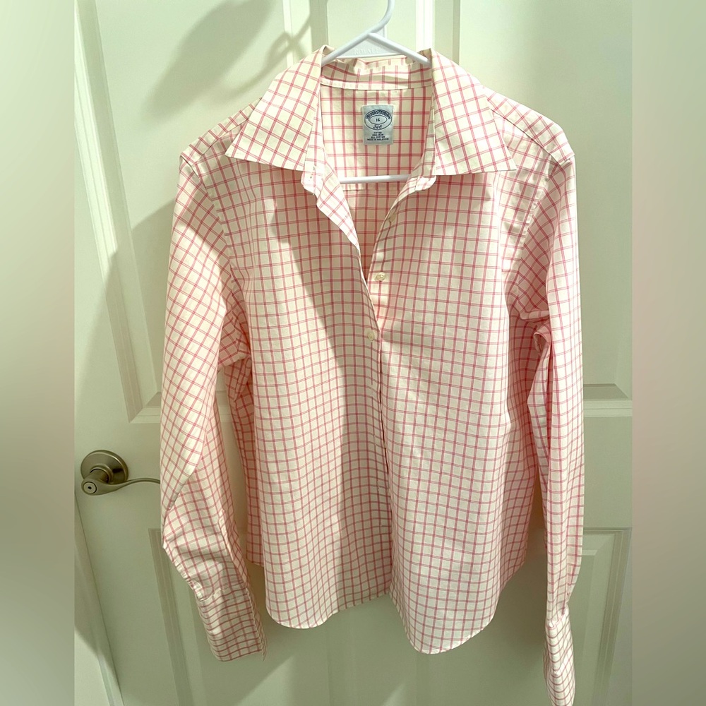 Brooks Brothers 100% cotton men’s cuff link oxford shirt